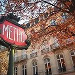 23 - Charming 3Bdr Parisian Apartment In Montorgueil