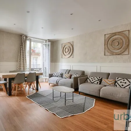 23 - Charming 3bdr Parisian In Montorgueil